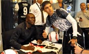 Vincent Aboubakar Vodafone Arena Kartal Yuvası Mağazamızı Ziyaret Etti