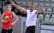 Aziz Akkaya: ‘Beşiktaş armasının olduğu her yerde hedef şampiyonluktur’