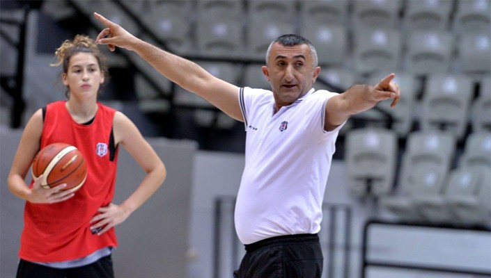 Aziz Akkaya: ‘Beşiktaş armasının olduğu her yerde hedef şampiyonluktur’