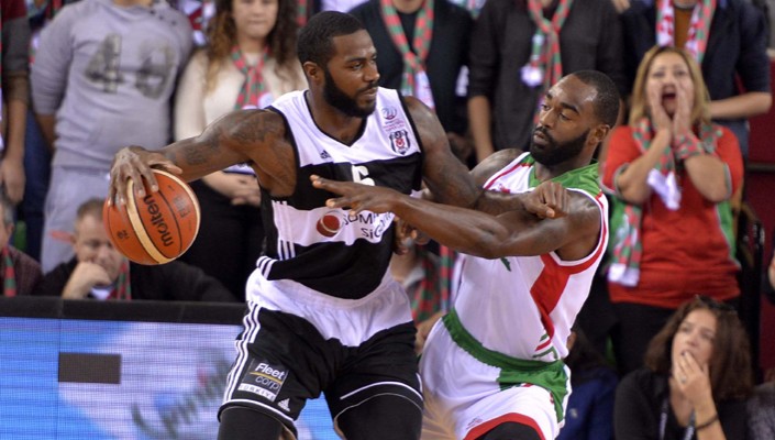 Pınar Karşıyaka:82 Beşiktaş Sompo Japan:77
