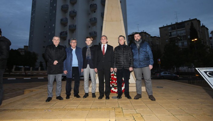 Yönetim Kurulu Üyelerimizden Beer Sheva'da Şehitlik Anıtı ve Atatürk Meydanına Ziyaret