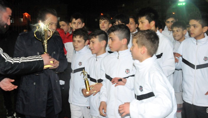 U-13 Takımımız Tuzla Belediyesinin Düzenlediği Turnuvada Şampiyon Oldu
