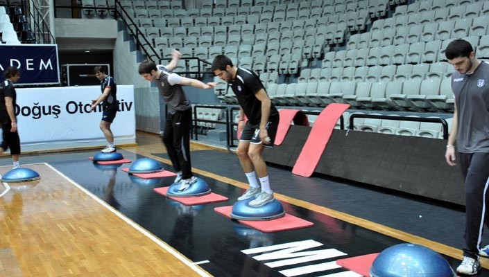 Voleybolcularımızın Denge Testi Tamamlandı