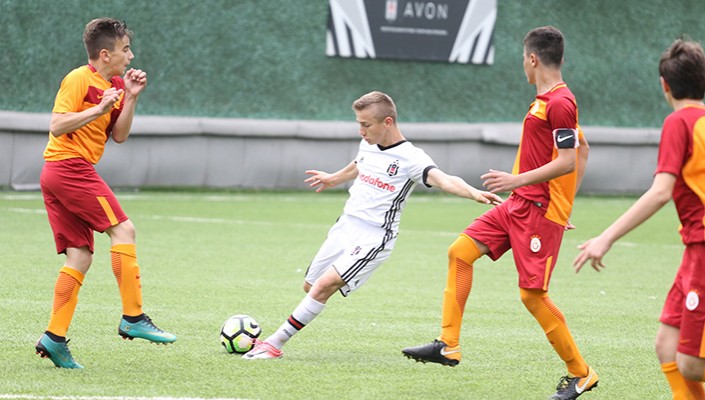 Beşiktaş:2 Galatasaray:3 (U-13)