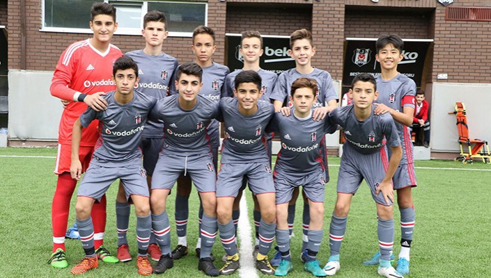 Beşiktaş:4 Bursaspor:0 (U-14)