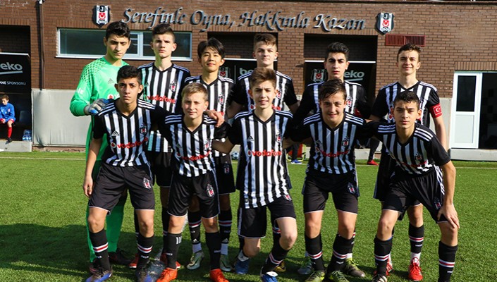 Beşiktaş:4 Balıkesirspor Baltok:0 (U-14)
