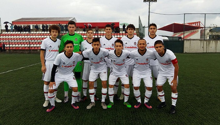 Ümraniyespor:1 Beşiktaş:2 (U-16)