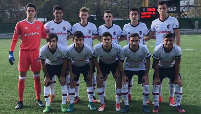 Beşiktaş:3 TM Akhisarspor:0 (U-17)