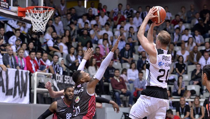 Beşiktaş Sompo Japan:87 Muratbey Uşak:65