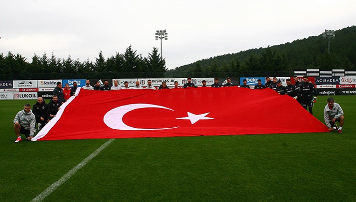 Takımımızdan Cumhuriyet Bayramı Kutlaması