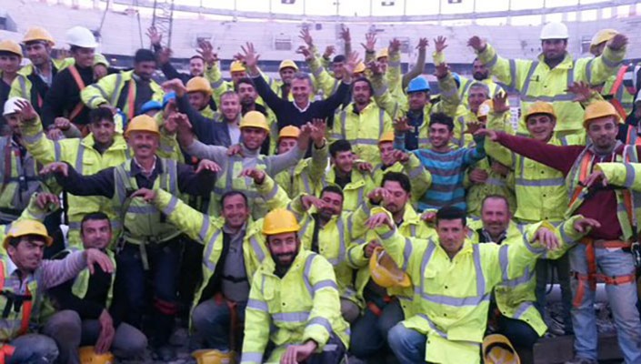 Vodafone Arena’da Çatı Bloğunun Kaldırılma İşlemi Tamamlandı
