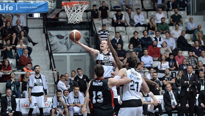 Beşiktaş Sompo Japan:66 Gaziantep Basketbol:57