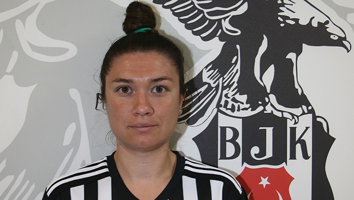 Kadın Futbol Takımımızın Oyuncusu Gizem Gönültaş Yılın Futbolcusu Seçildi