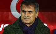 Şenol Güneş concerned with his team's defence vs Kasımpaşa 