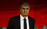 Şenol Güneş: “A victory tonight would be a huge step toward qualification.”