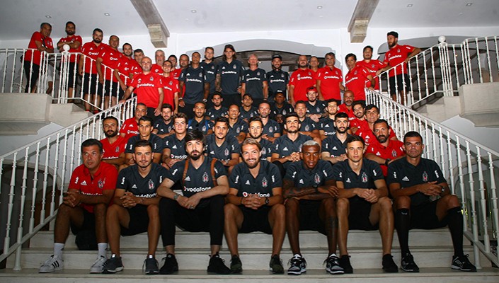 İspanya Kampını Tamamlayan Futbol Takımımız, İstanbul’a Döndü