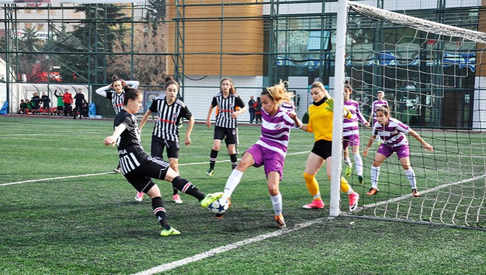 Beşiktaş:1 KDZ. Ereğli Bld. Spor:1 (Kadın Futbol)