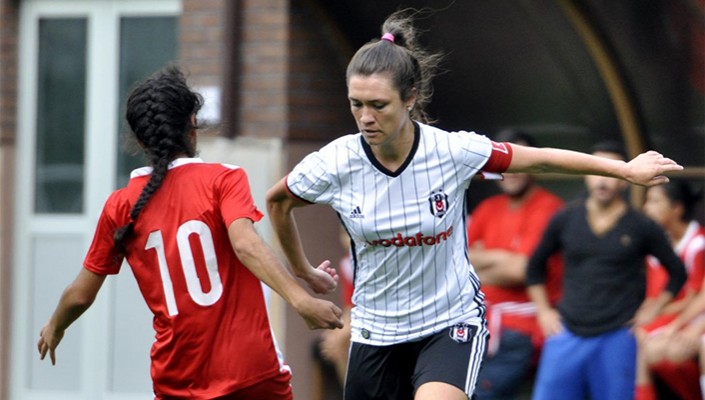 Kadın Futbol Takımımızın Ataşehir Belediyespor Maçı İleri Bir Tarihe Ertelendi