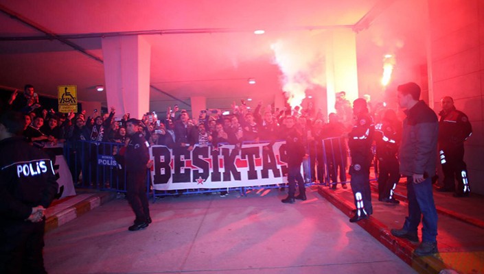 Futbol Takımımıza Konya’da Coşkulu Karşılama