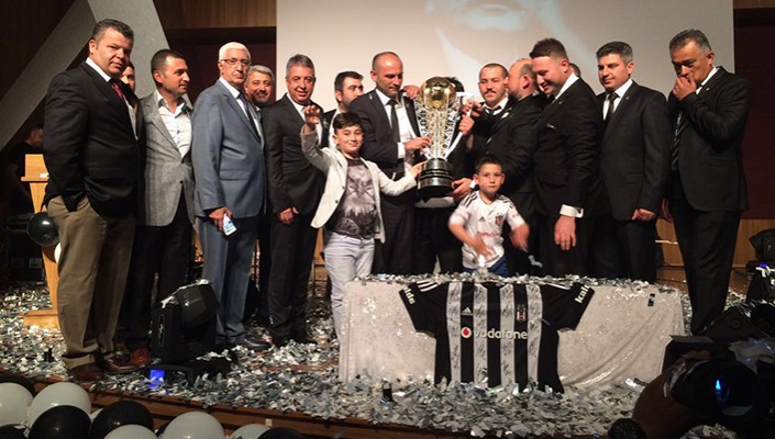 Beşiktaş Karadeniz Ereğli Derneği Şampiyonluk Balosu Düzenledi