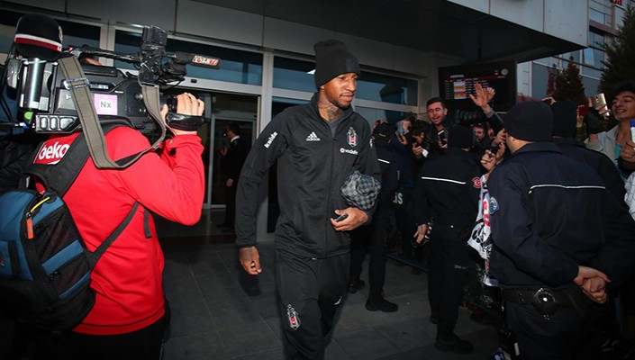 Futbol Takımımıza Kayseri’de Coşkulu Karşılama