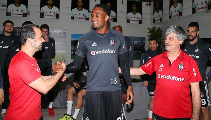Cyle Larin’in Doğum Günü Kutlandı