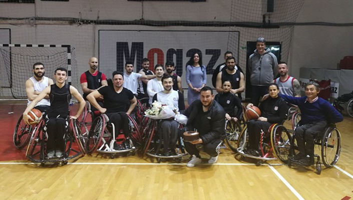 Beşiktaş RMK Marine Takımımızın Masörü Gökhan Kesen’in Doğum Günü Kutlandı