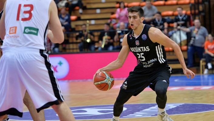 CEZ Nymburk:64 Beşiktaş Sompo Japan:70