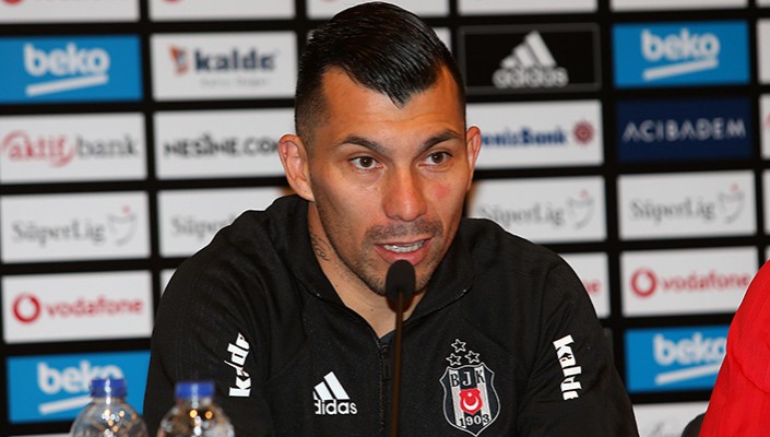 Gary Medel: ‘’Çok çalışıyorum’