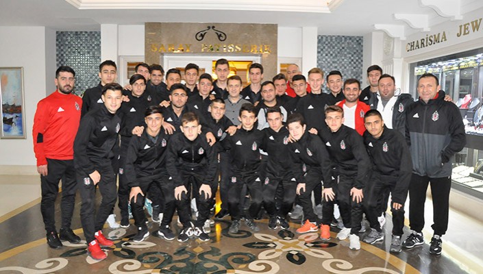 Metin Albayrak’tan Antalya’da Kamp Yapan U-17 Akademi Takımımıza Ziyaret