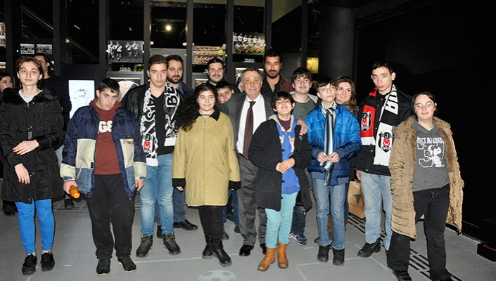 Öğrenciler, Beşiktaş JK Müzesi’ni Gezdi