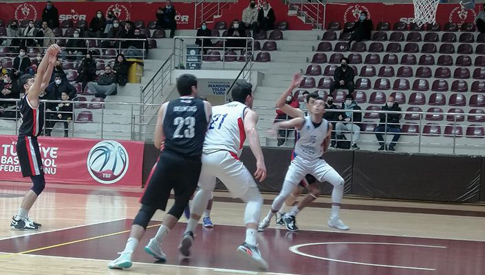 Anadolu Efes:61 Beşiktaş:67 (Basketbol Erkek Gençler Ligi)