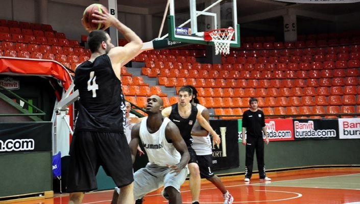 Banvit Maçı Hazırlıkları Tamamlandı