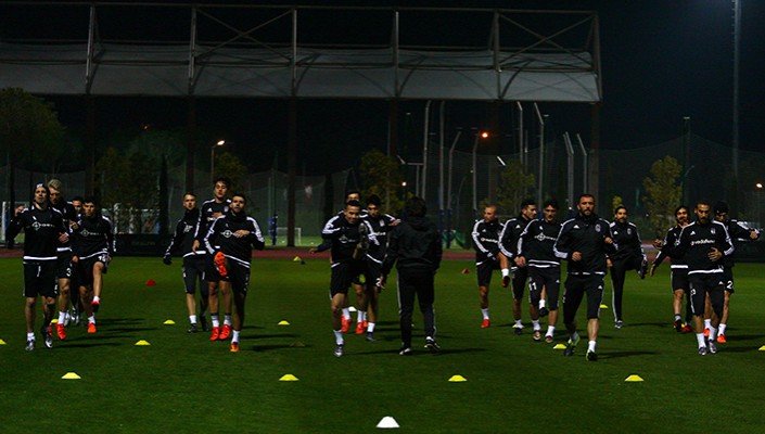 Futbol Takımımız, Antalya Kampında İlk Çalışmasını Yaptı