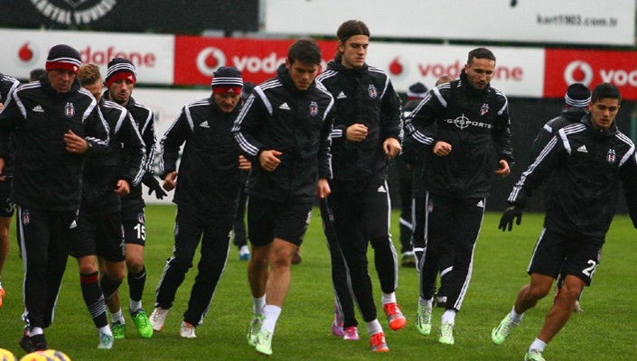 Akhisar Belediye Maçı Hazırlıkları Başlıyor