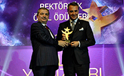 Başkanımız Fikret Orman, Ömür Boyu Yıldızlı Ödülünün Sahibi Oldu