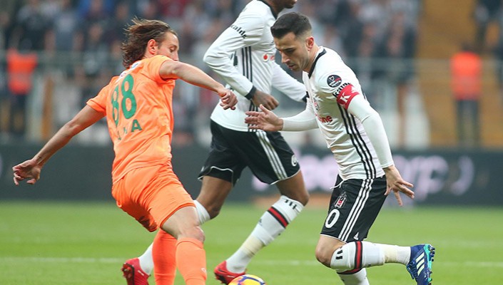 Oğuzhan Özyakup: ‘İkinci yarıda bize yakışmayan bir oyun sergiledik’