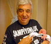 Levent Erdoğan’ın Dedelik Sevinci