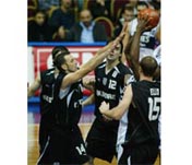 Beşiktaş: 83 Banvit: 88