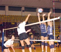 Voleybolda Bayanlarımızla Güldük 