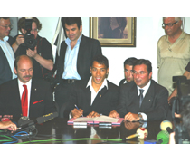 Carew’e Büyük İlgi