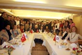 Voleybol Takımlarımız Yemekte Buluştu