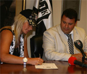 Women’s Volleyball Signs Sanja Popoviç