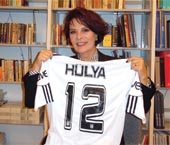Hülya Koçyiğit Beşiktaş Dergisi Nisan sayısında