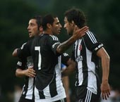 Beşiktaş 2 - 2 SV Grödig