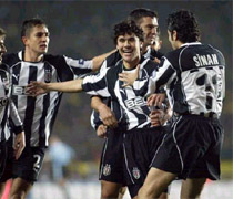 İlk Yarının LİDERİ Beşiktaşımız