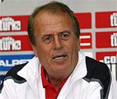 Mustafa Denizli’den Açıklamalar