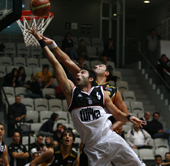 Beşiktaş Cola Turka:80 Tekel:64