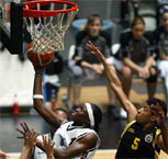 Beşiktaş Cola Turka:75-İÜSK:55
