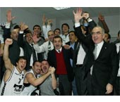Beşiktaş Cola Turka:81 Efes Pilsen:76